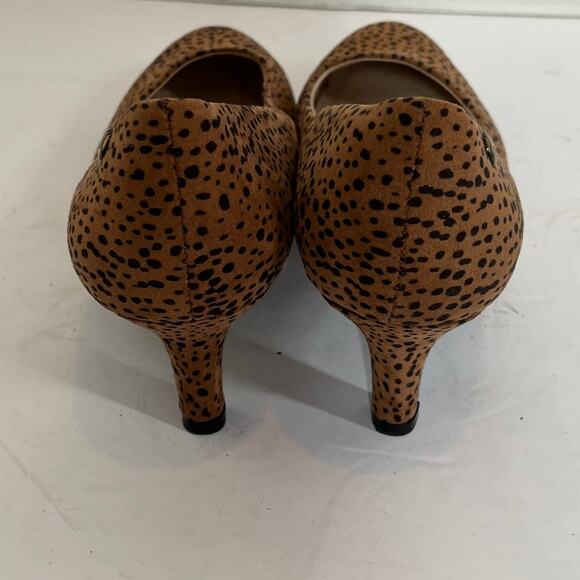 Women's LifeStride Parigi Leopard Animal Print 2.5 Inch High Heel Pump Size 8.5 - Picture 3 of 16